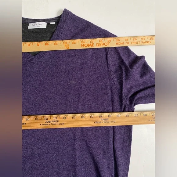 Calvin Klein 100% Italian Merino Wool V-Neck Sweater Long Sleeve Purple Men's XL